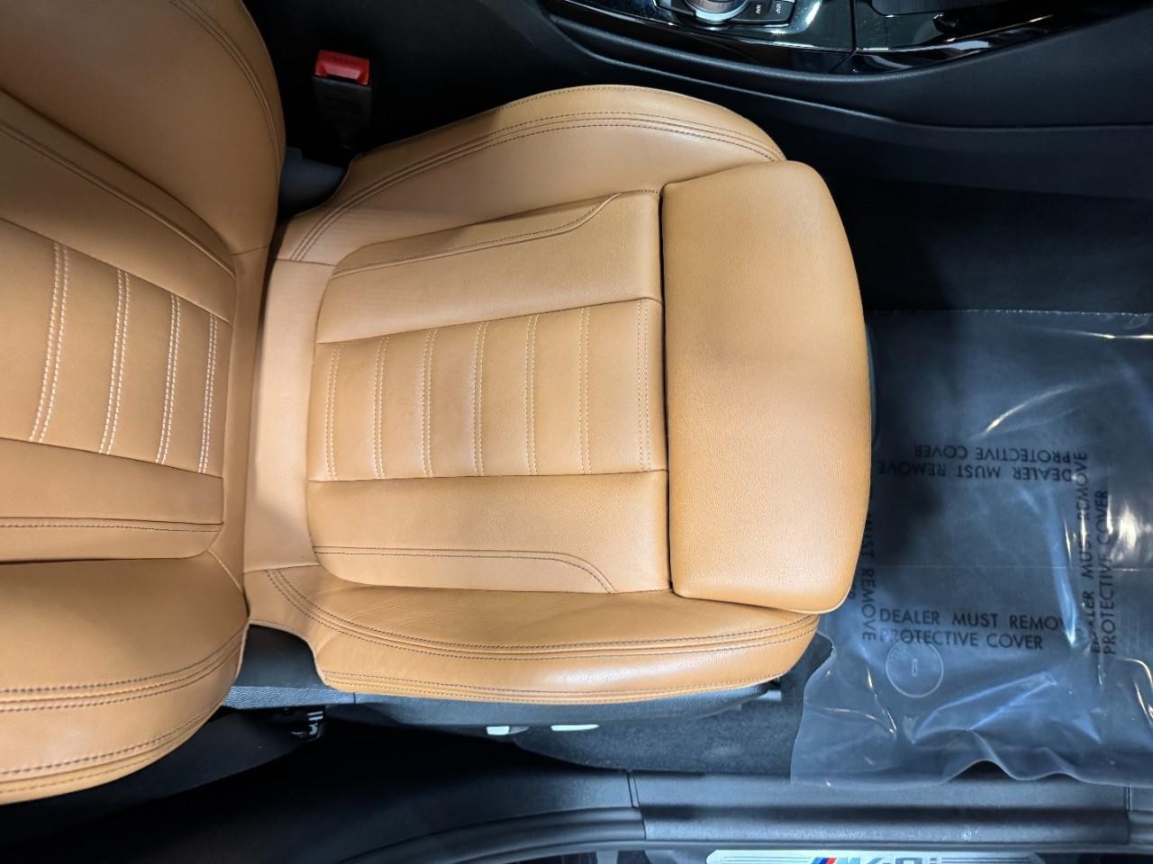 BMW X3 Vehicle Full-screen Gallery Image 20