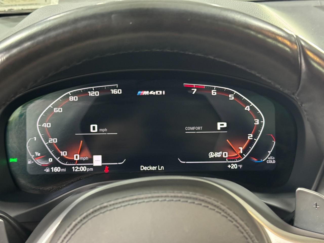 BMW X3 Vehicle Full-screen Gallery Image 33