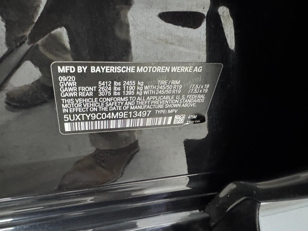 BMW X3 Vehicle Full-screen Gallery Image 35