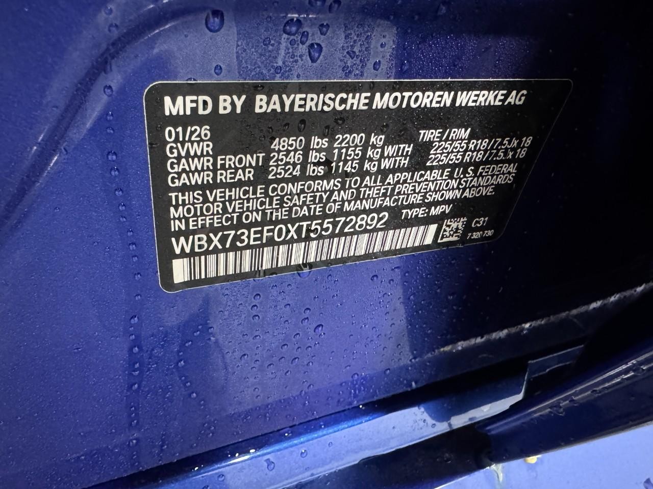 BMW X1 Vehicle Full-screen Gallery Image 33