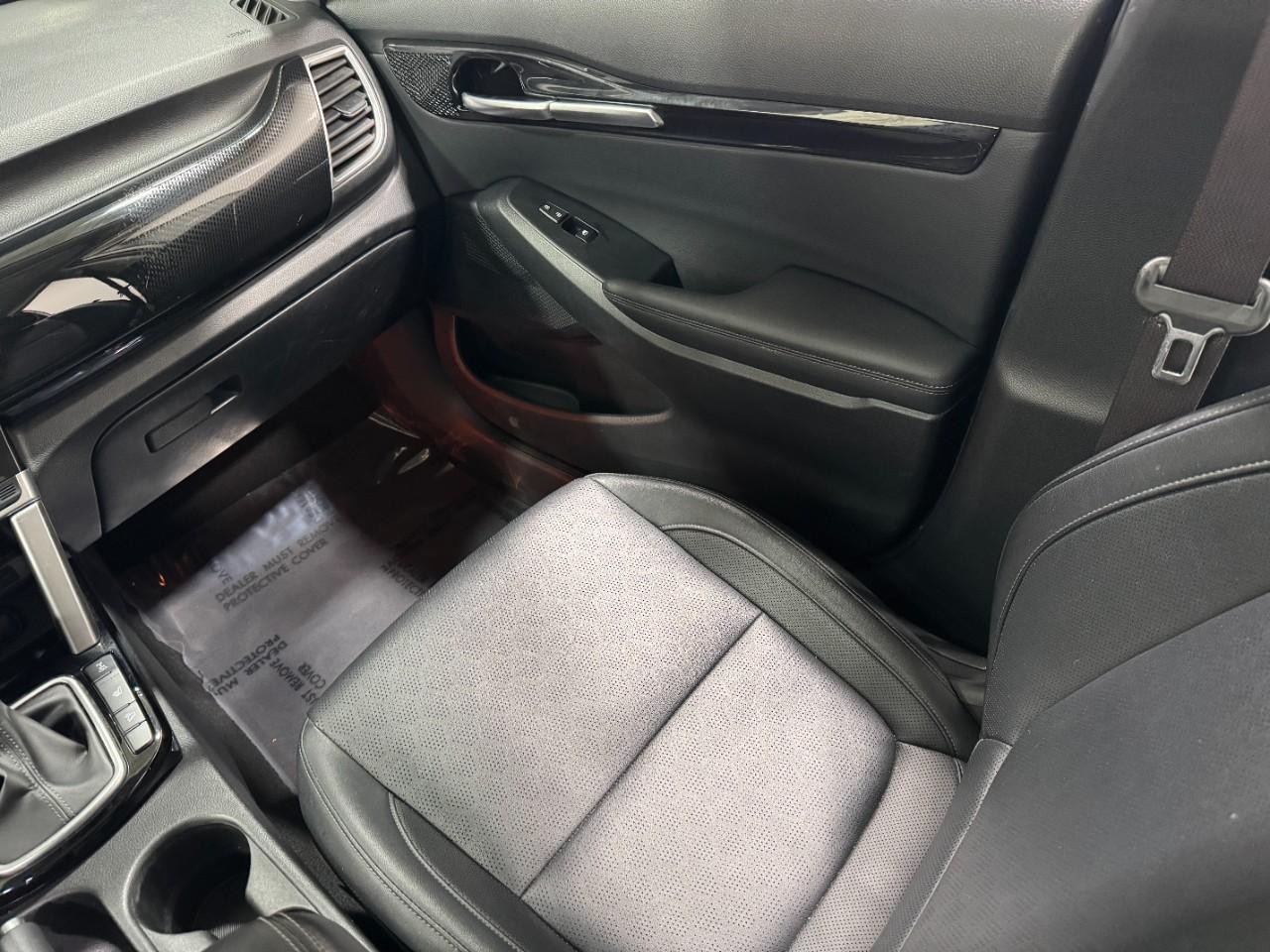 Kia Seltos Vehicle Full-screen Gallery Image 17