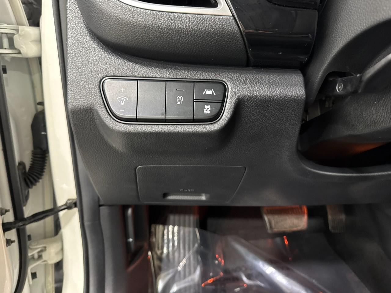 Kia Seltos Vehicle Full-screen Gallery Image 26