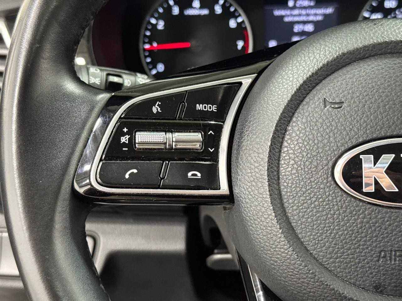 Kia Seltos Vehicle Full-screen Gallery Image 27