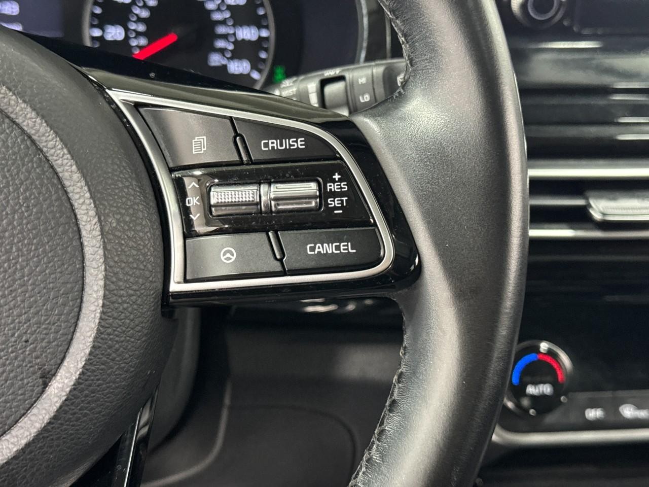 Kia Seltos Vehicle Full-screen Gallery Image 28