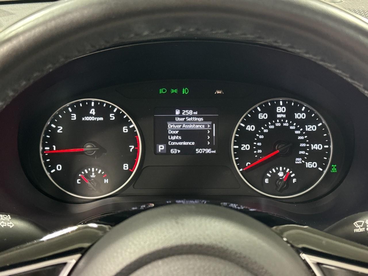 Kia Seltos Vehicle Full-screen Gallery Image 29