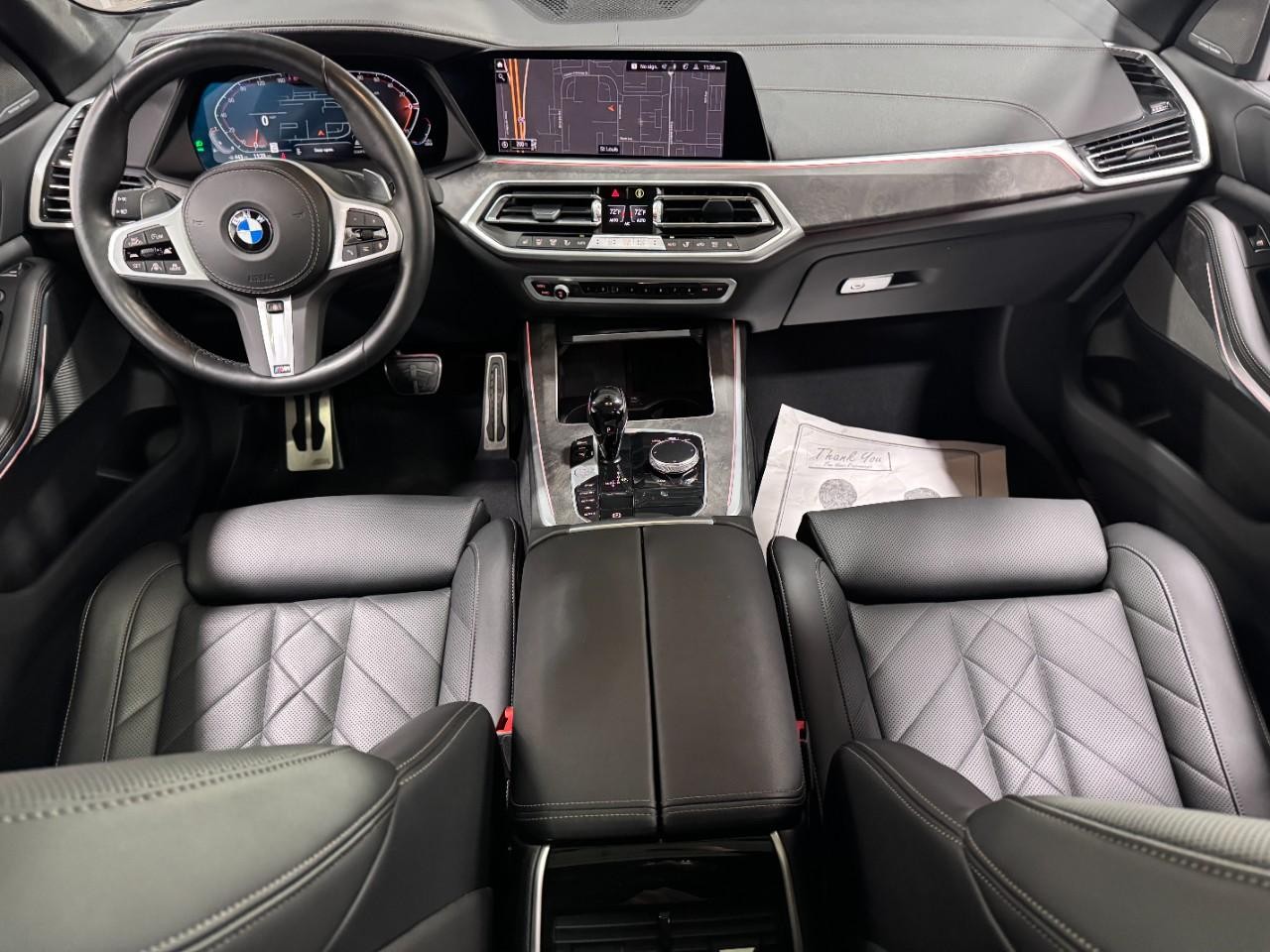 BMW X5 Vehicle Full-screen Gallery Image 13