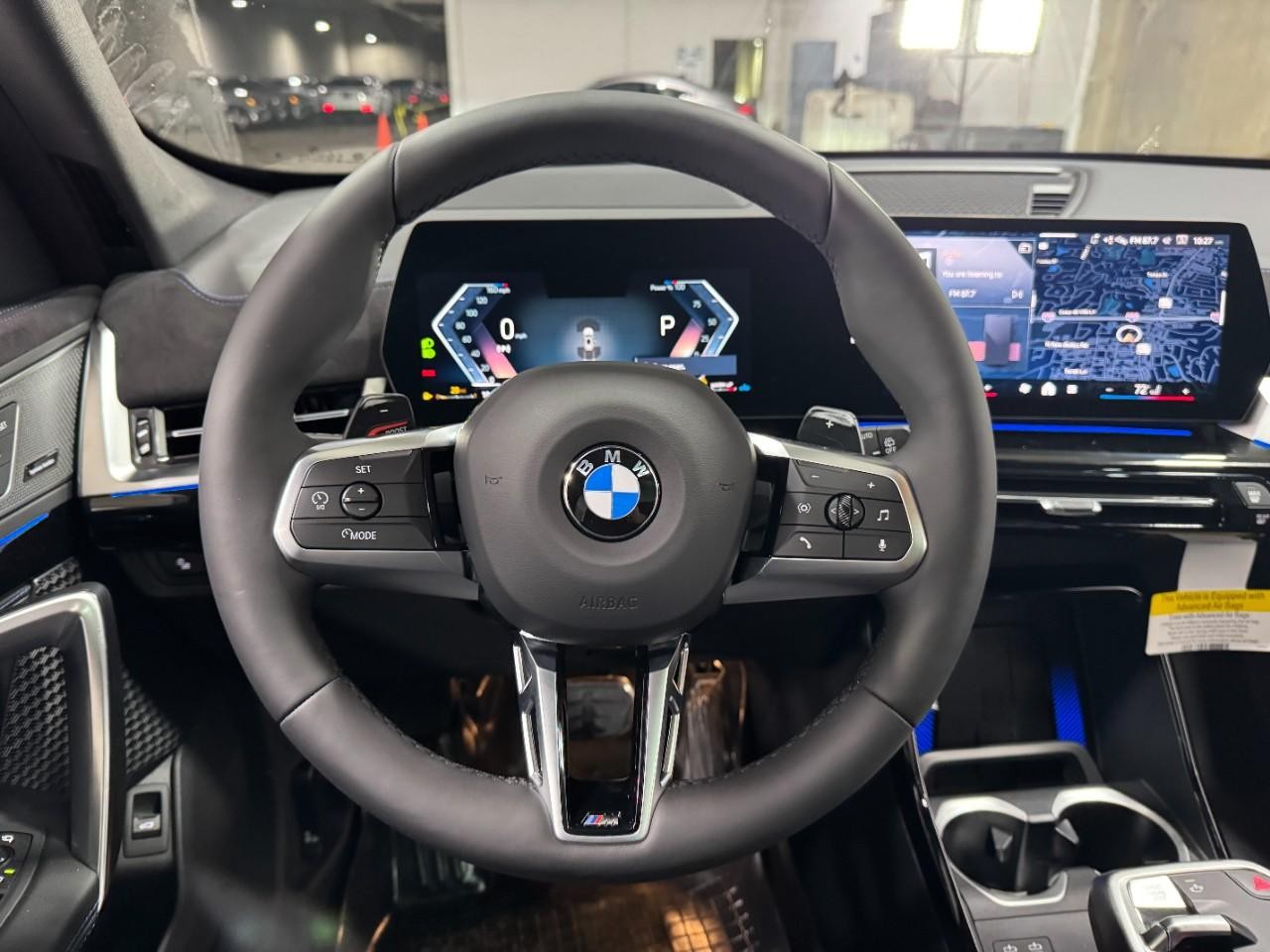 BMW X1 Vehicle Full-screen Gallery Image 13