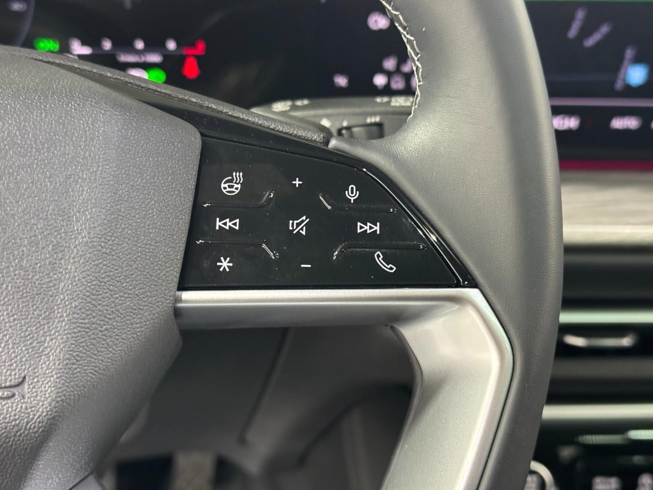 Audi Q5 Vehicle Full-screen Gallery Image 31