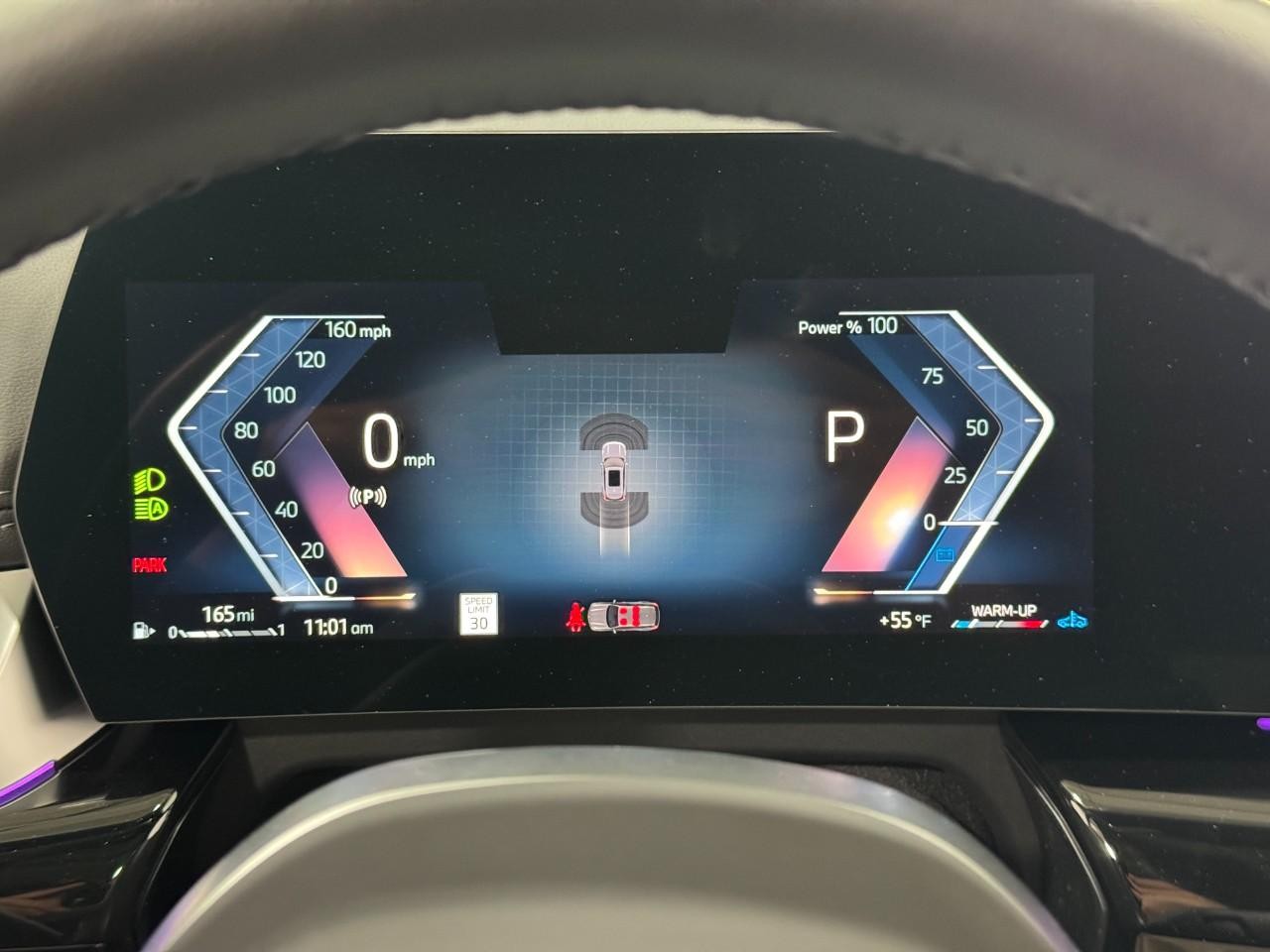 BMW X1 Vehicle Full-screen Gallery Image 29