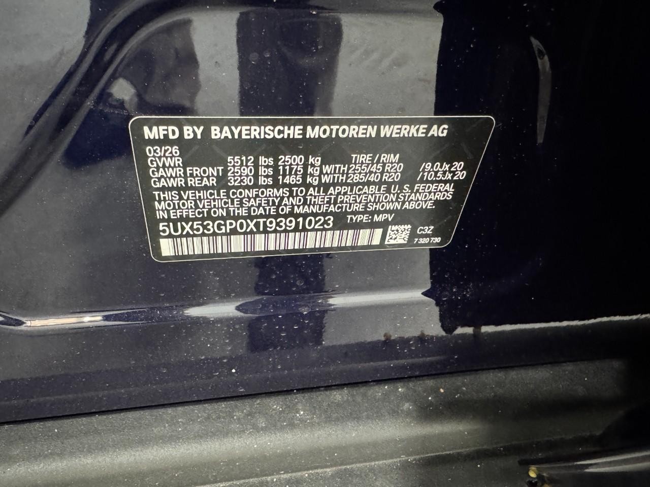 BMW X3 Vehicle Full-screen Gallery Image 33