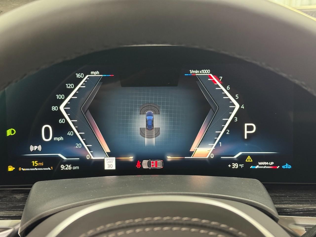 BMW X5 Vehicle Full-screen Gallery Image 33