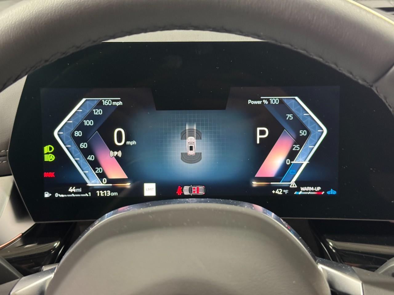 BMW X1 Vehicle Full-screen Gallery Image 31