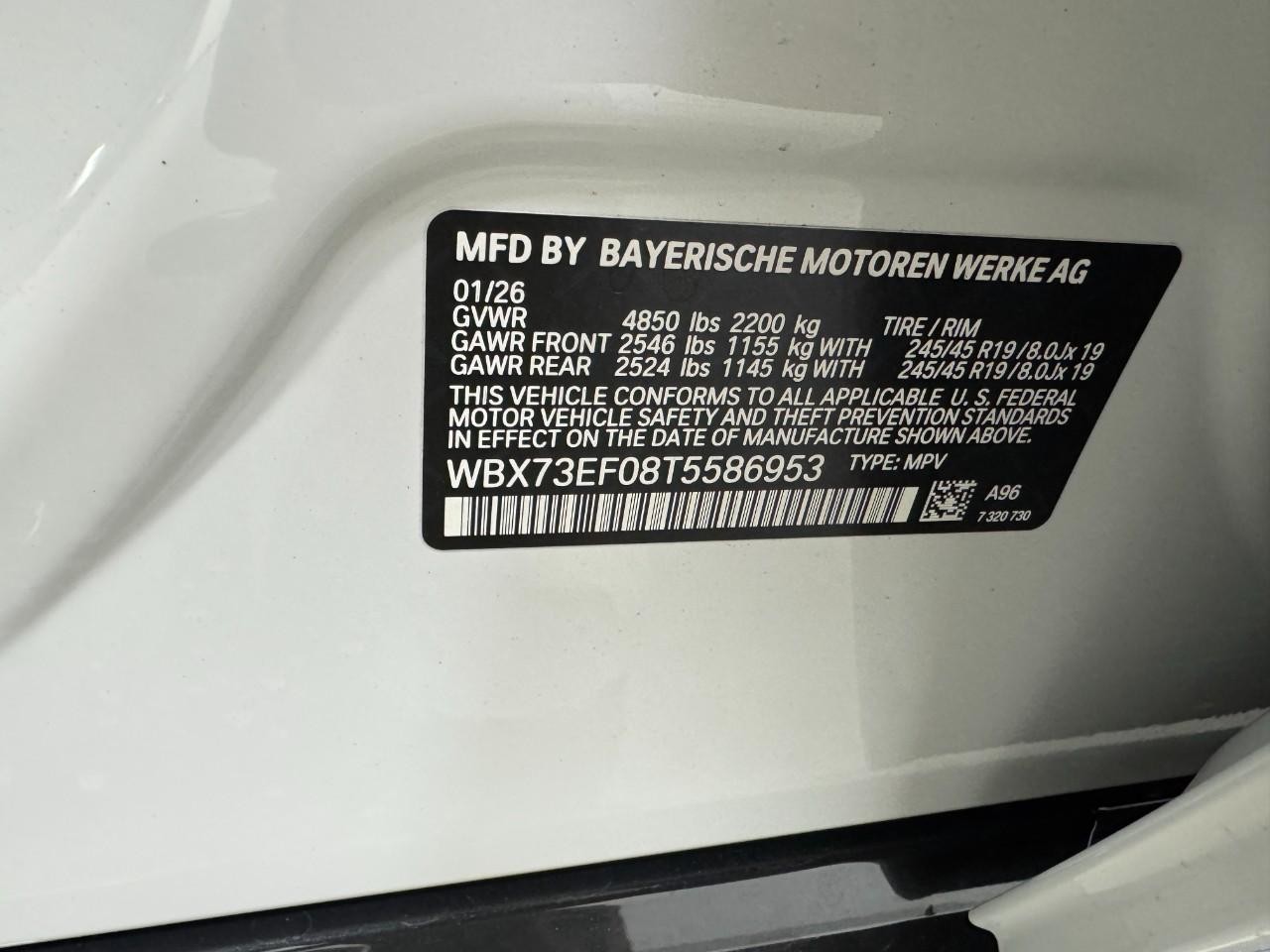 BMW X1 Vehicle Full-screen Gallery Image 33