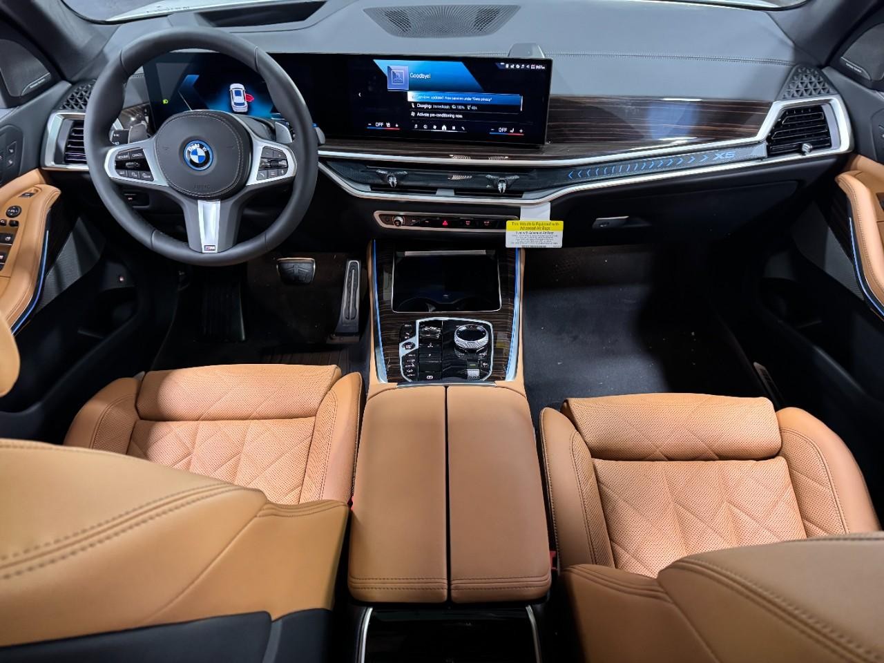 BMW X5 Vehicle Full-screen Gallery Image 13
