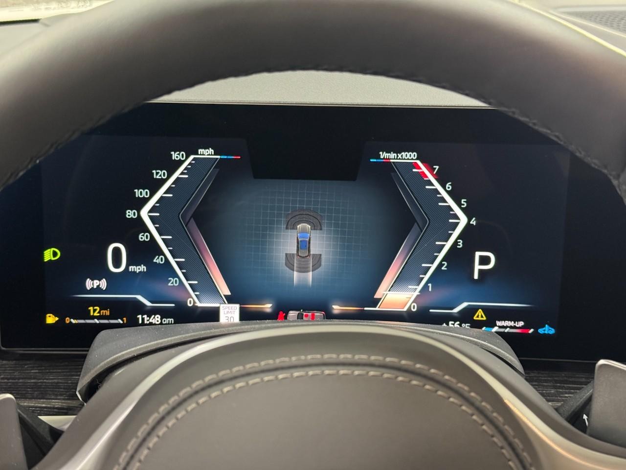 BMW X5 Vehicle Full-screen Gallery Image 33