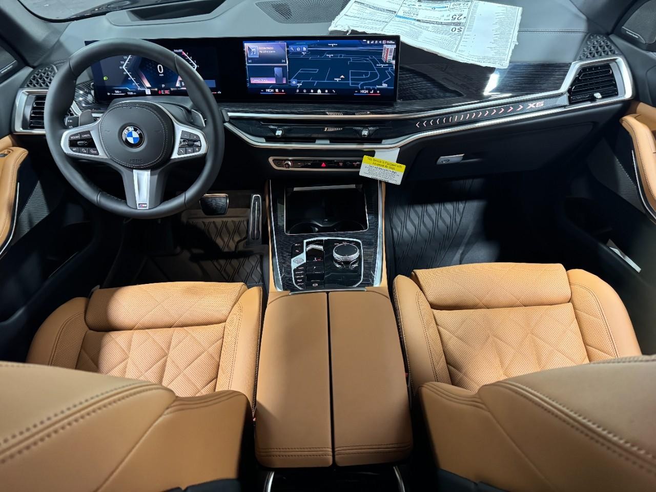 BMW X5 Vehicle Full-screen Gallery Image 13