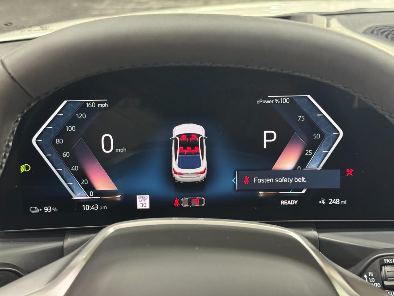 BMW i4 Vehicle Full-screen Gallery Image 33