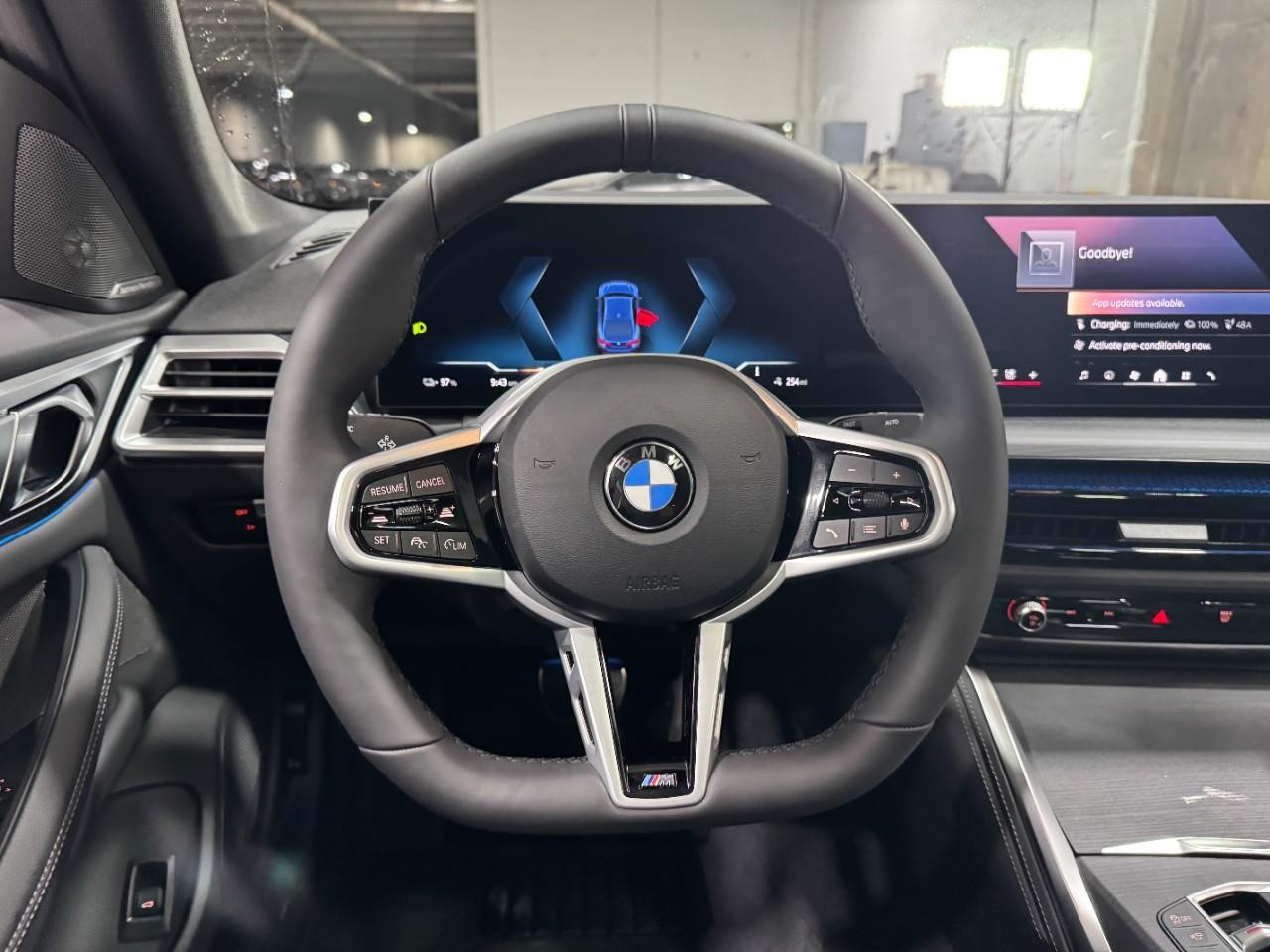 BMW i4 Vehicle Full-screen Gallery Image 14