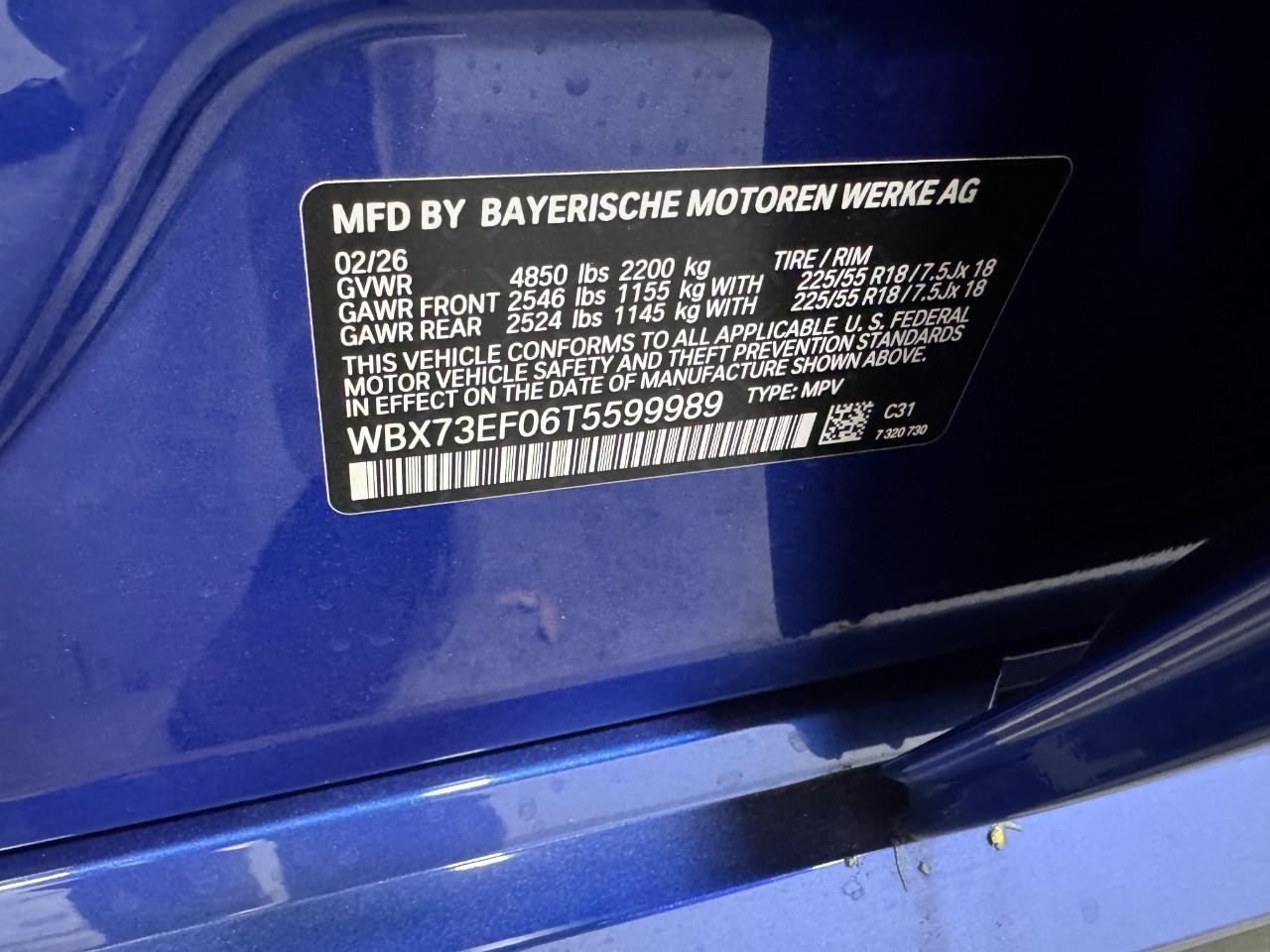 BMW X1 Vehicle Full-screen Gallery Image 33