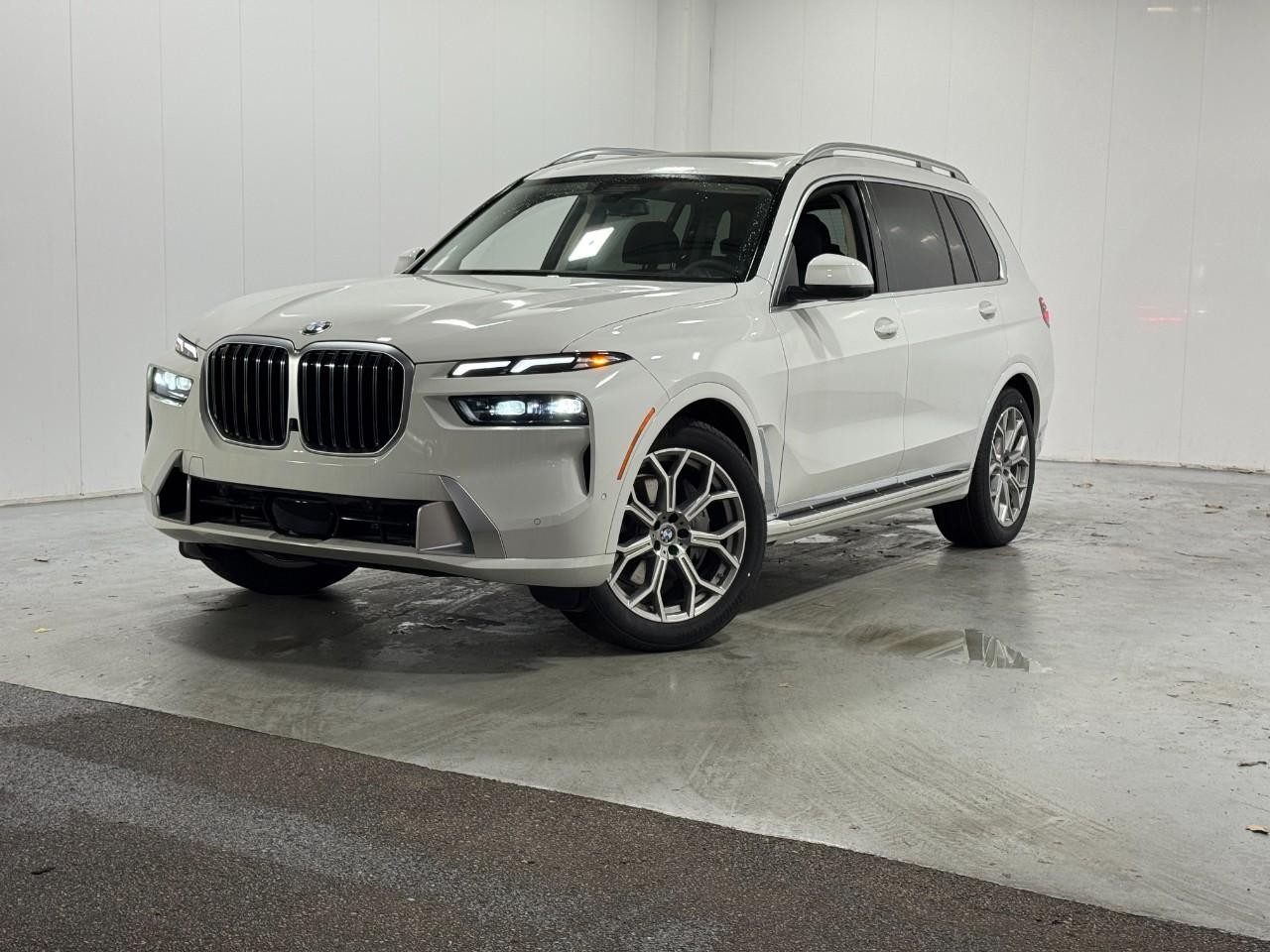 2026 BMW X7 xDrive40i's photo