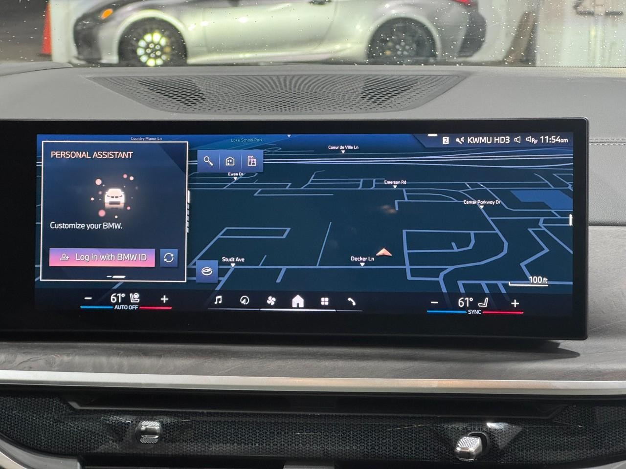 BMW X5 Vehicle Full-screen Gallery Image 14