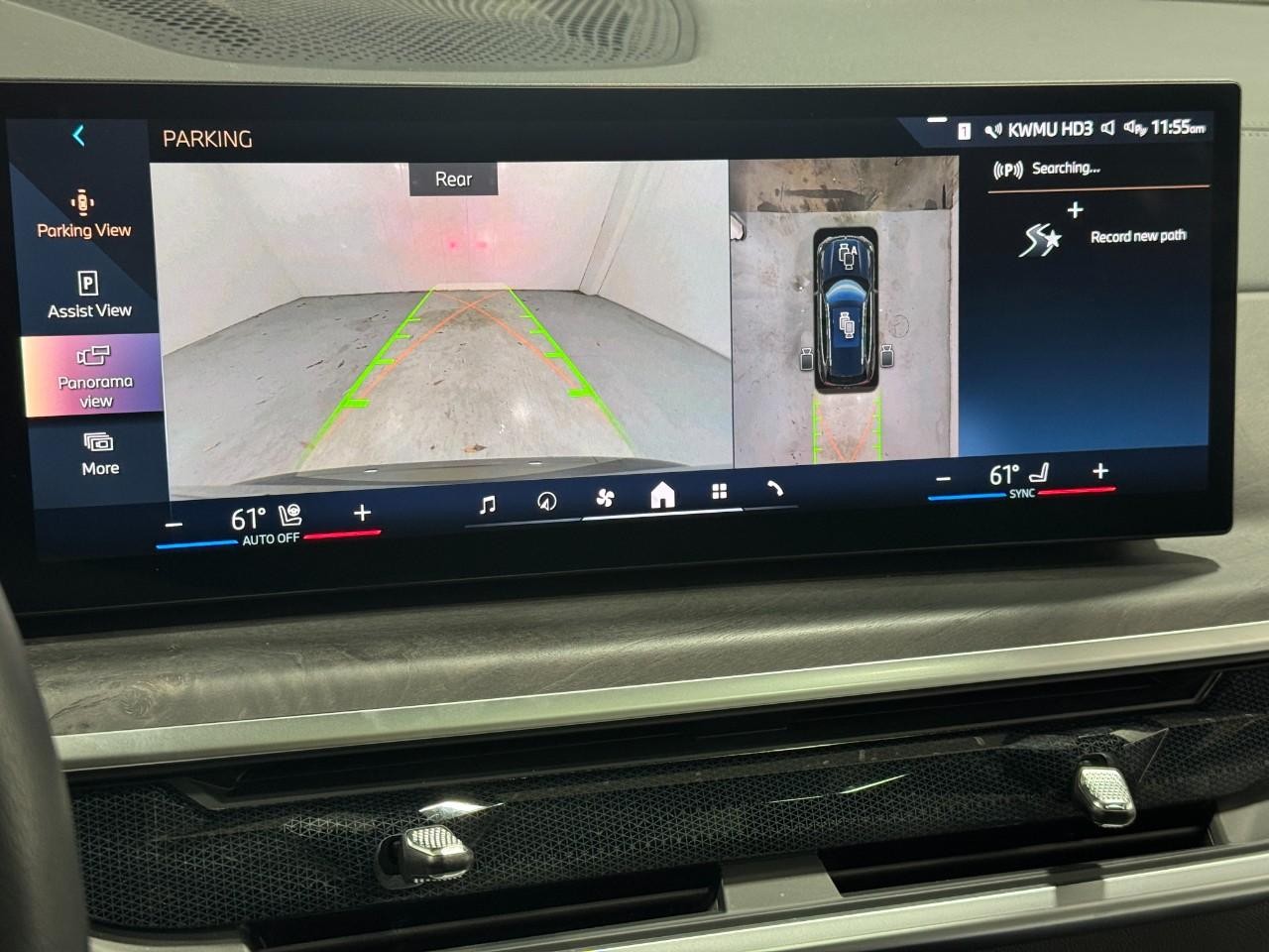 BMW X5 Vehicle Full-screen Gallery Image 33