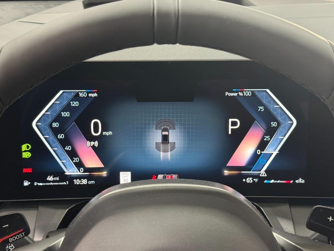 BMW X3 Vehicle Full-screen Gallery Image 31