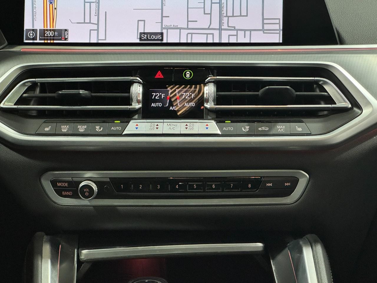BMW X6 Vehicle Full-screen Gallery Image 16