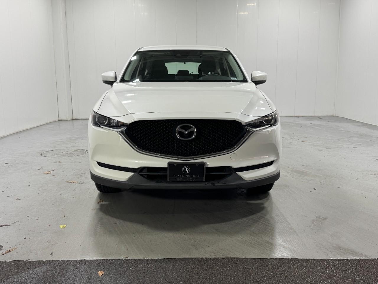 Mazda CX-5 Vehicle Full-screen Gallery Image 7