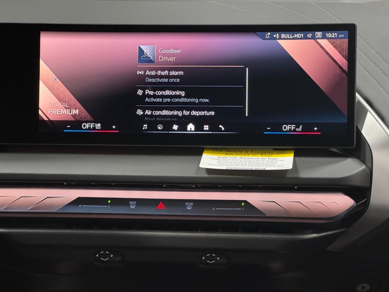 BMW X3 Vehicle Full-screen Gallery Image 14