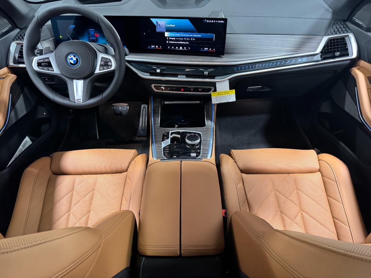 BMW X5 Vehicle Full-screen Gallery Image 12