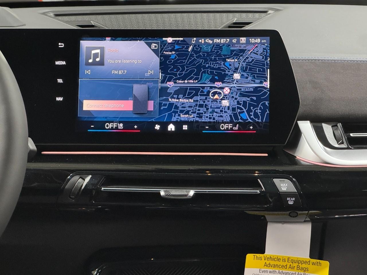 BMW X1 Vehicle Full-screen Gallery Image 14