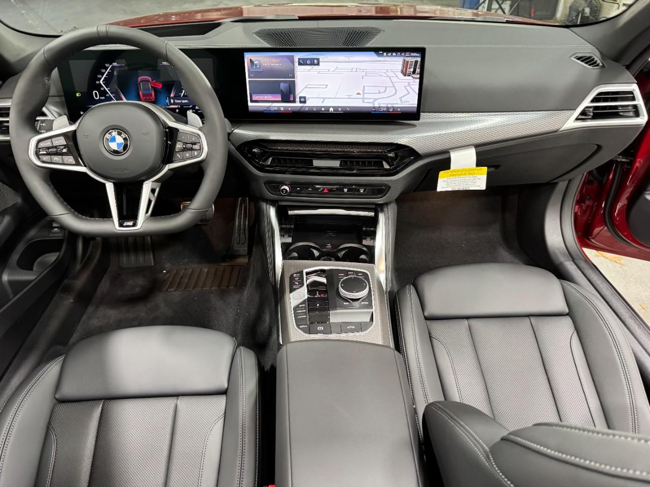 BMW 4 Series Vehicle Full-screen Gallery Image 11