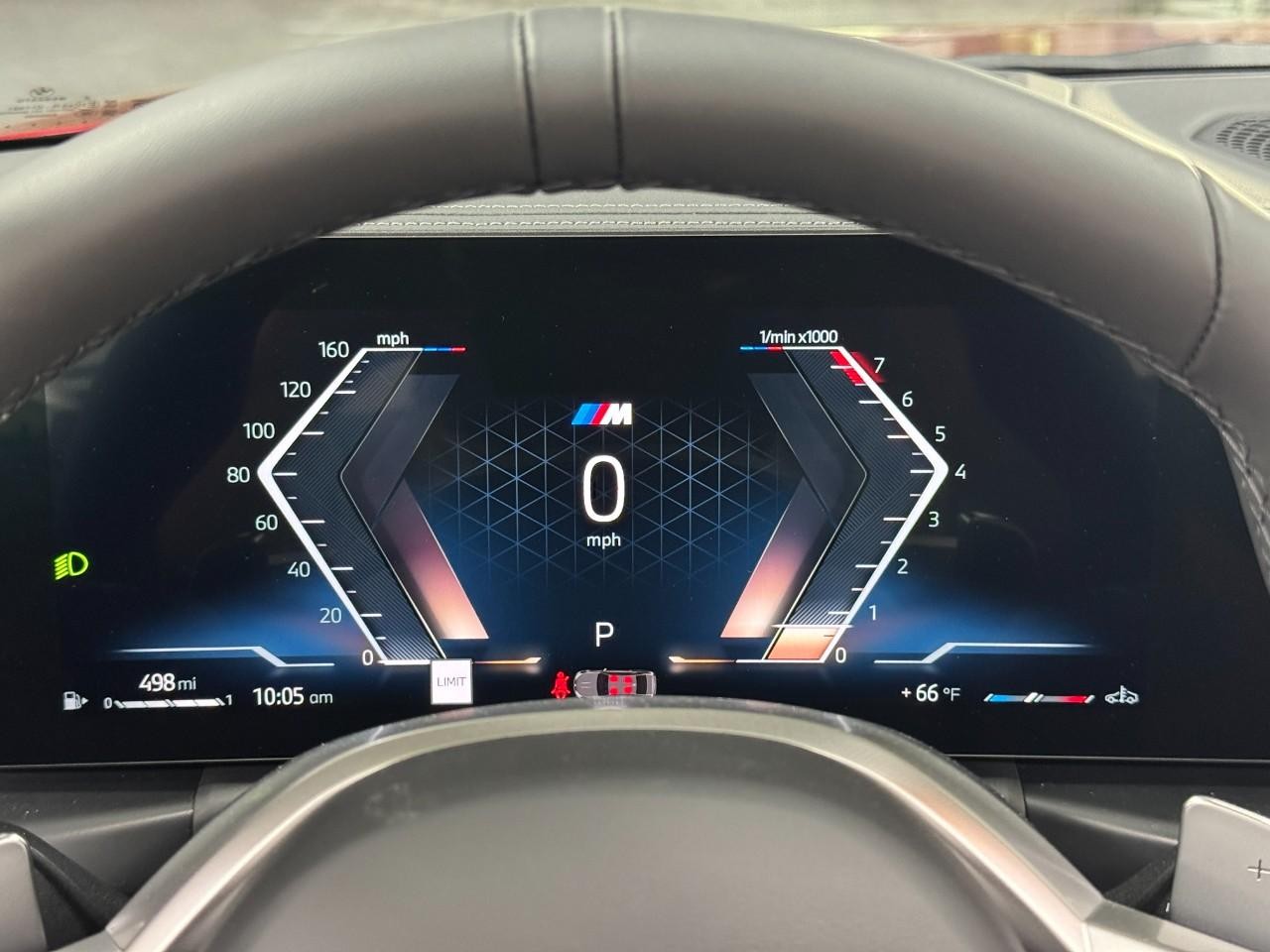 BMW 4 Series Vehicle Full-screen Gallery Image 32