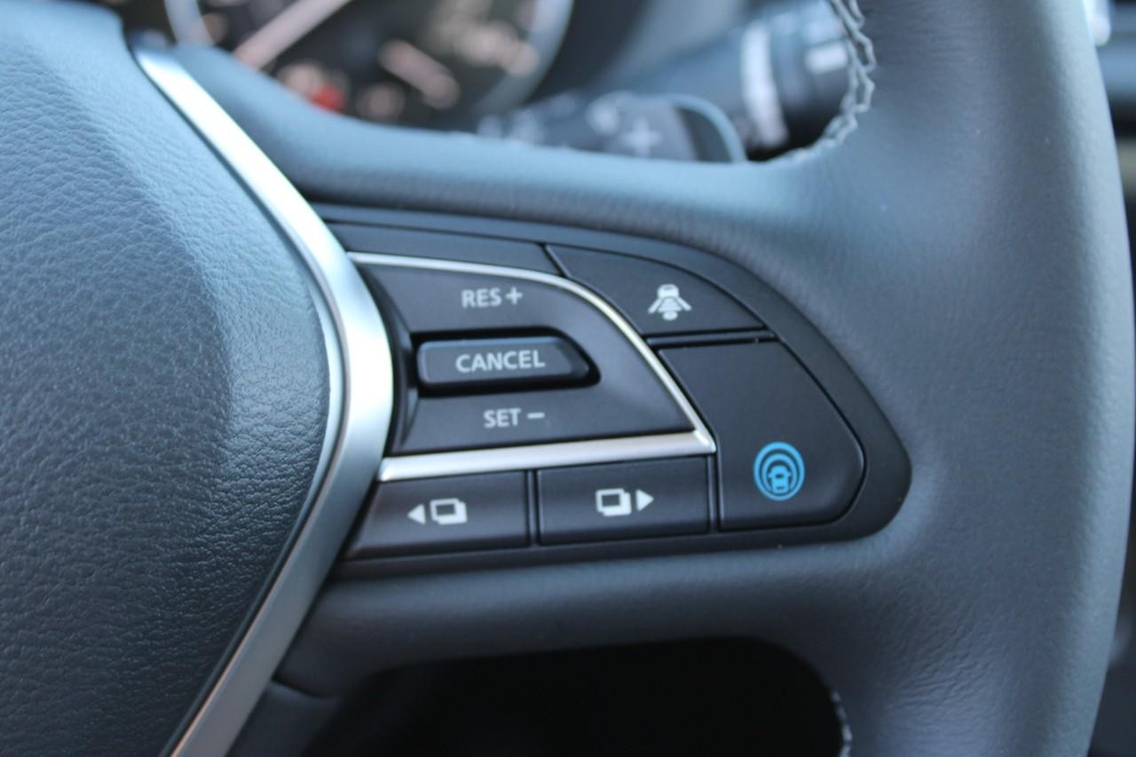 INFINITI QX55 Vehicle Full-screen Gallery Image 22