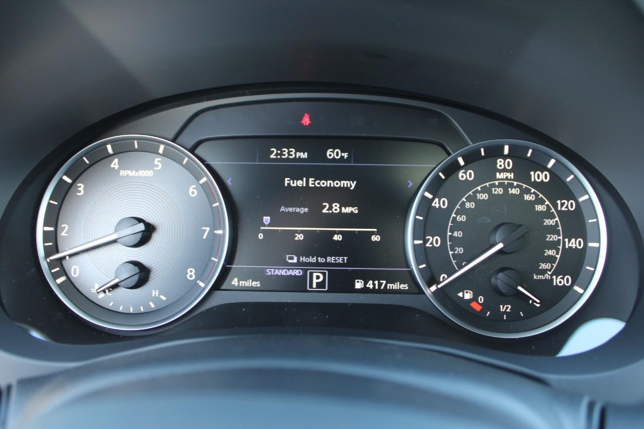 INFINITI QX55 Vehicle Full-screen Gallery Image 23