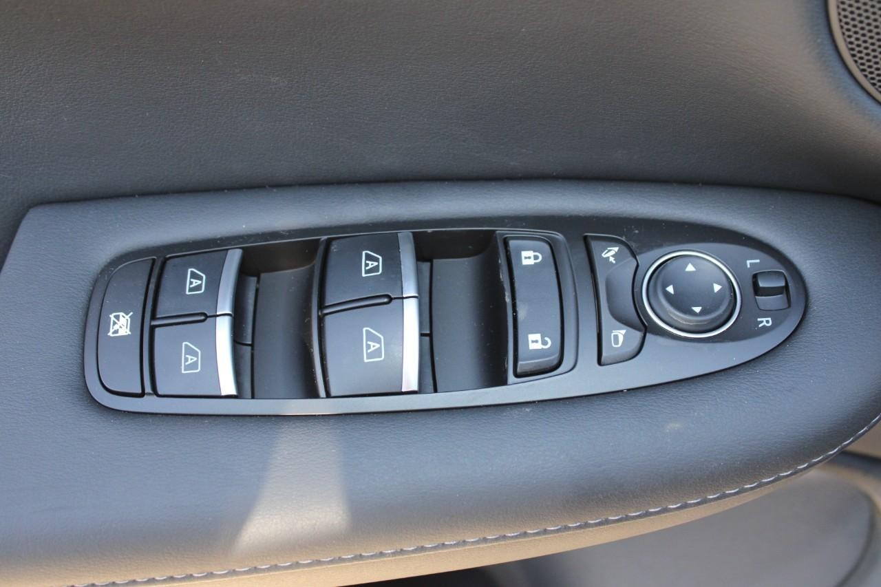 INFINITI QX55 Vehicle Full-screen Gallery Image 32