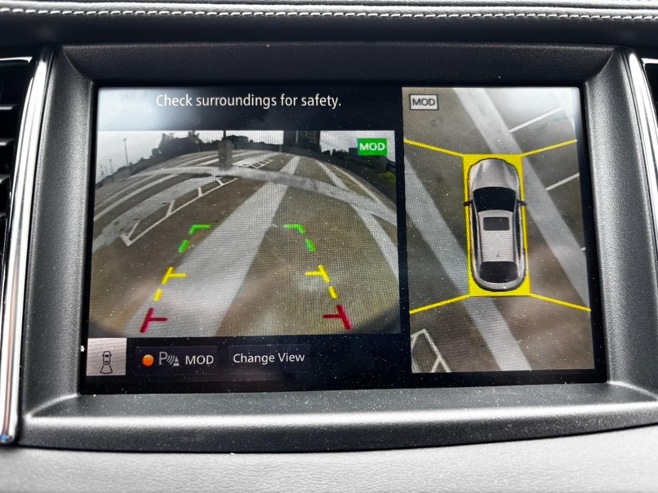 INFINITI QX55 Vehicle Full-screen Gallery Image 26