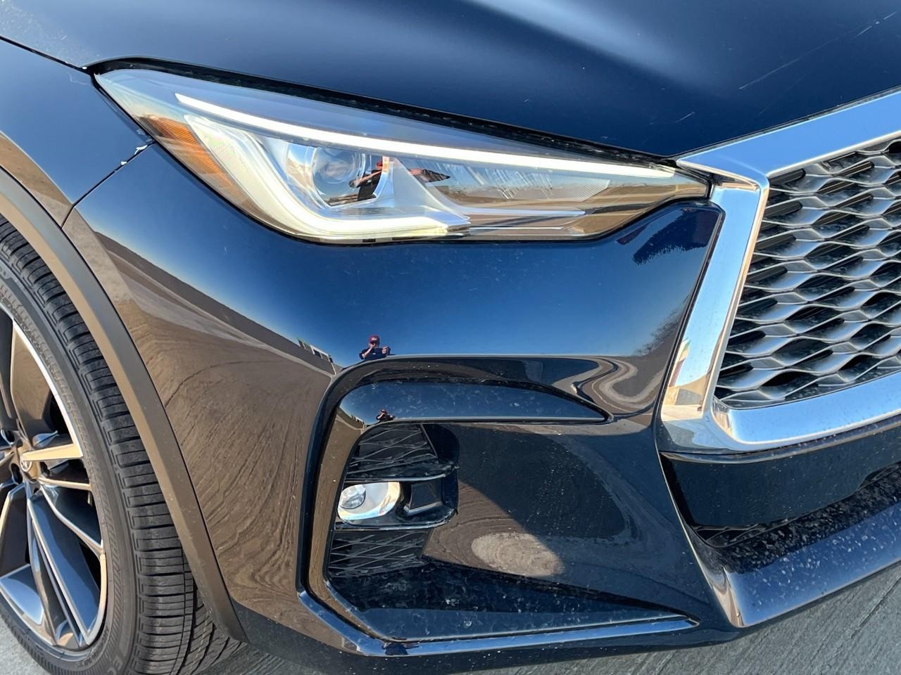 INFINITI QX55 Vehicle Full-screen Gallery Image 8