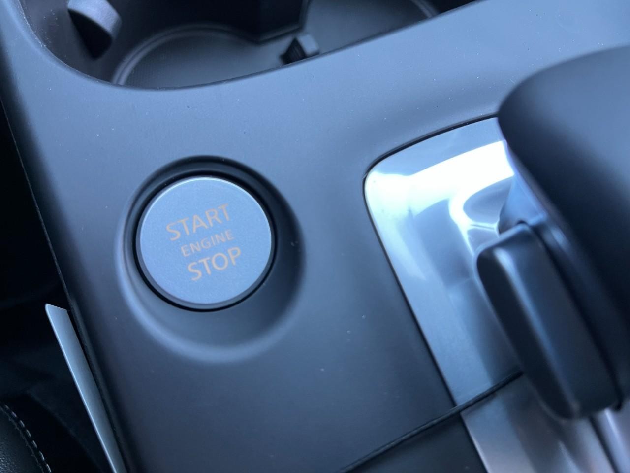 INFINITI QX55 Vehicle Full-screen Gallery Image 31