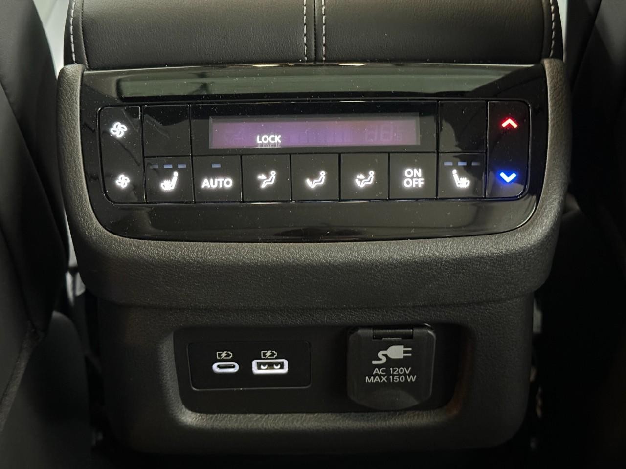 INFINITI QX60 Vehicle Full-screen Gallery Image 11