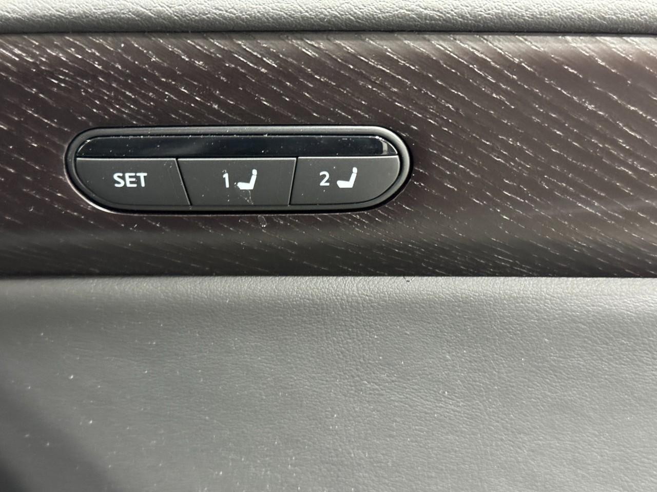 INFINITI QX60 Vehicle Full-screen Gallery Image 22