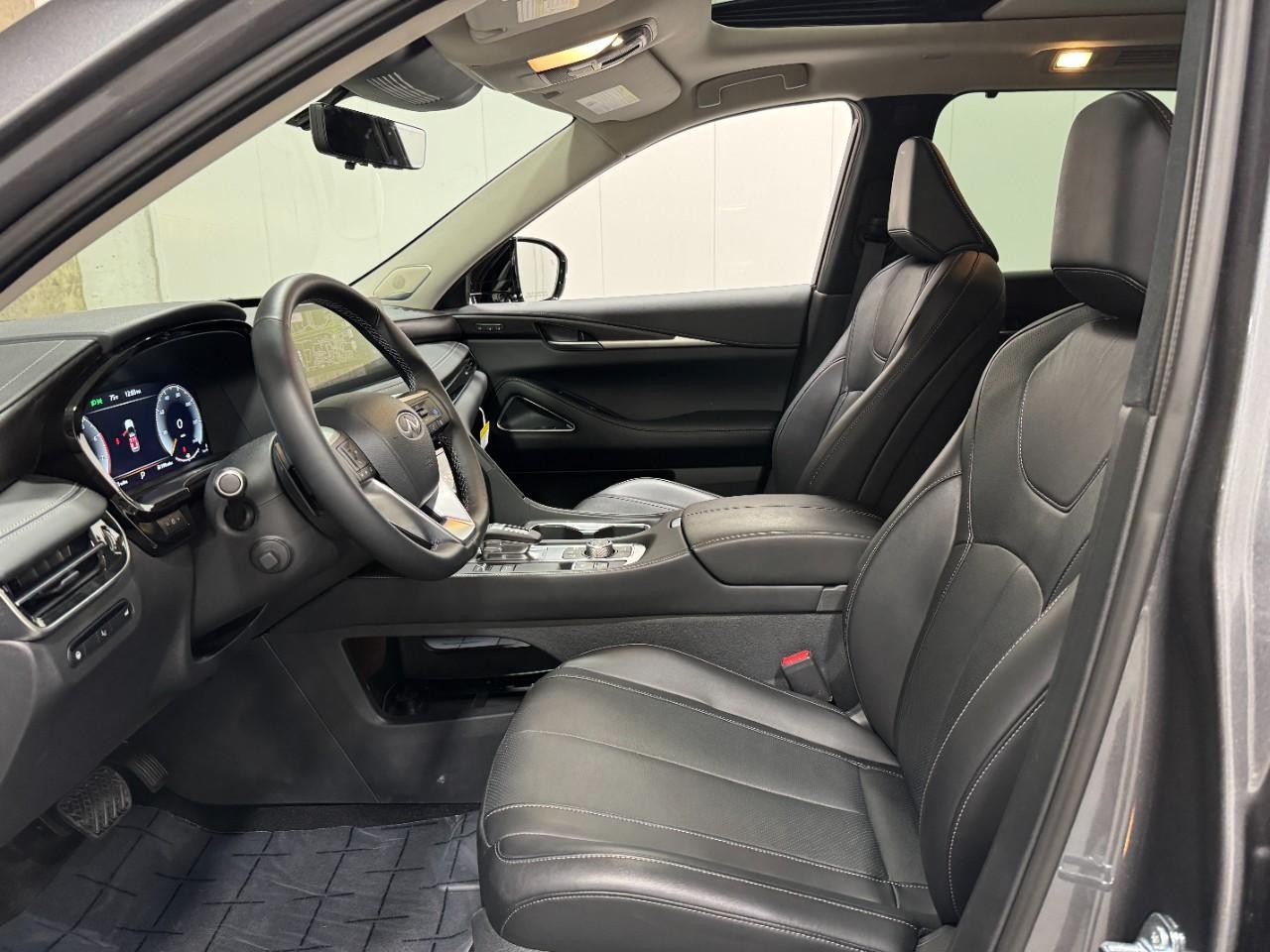 INFINITI QX60 Vehicle Full-screen Gallery Image 27