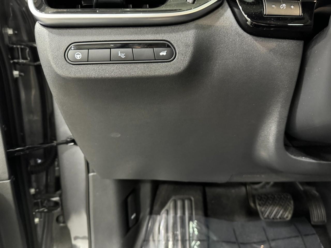 INFINITI QX60 Vehicle Full-screen Gallery Image 30