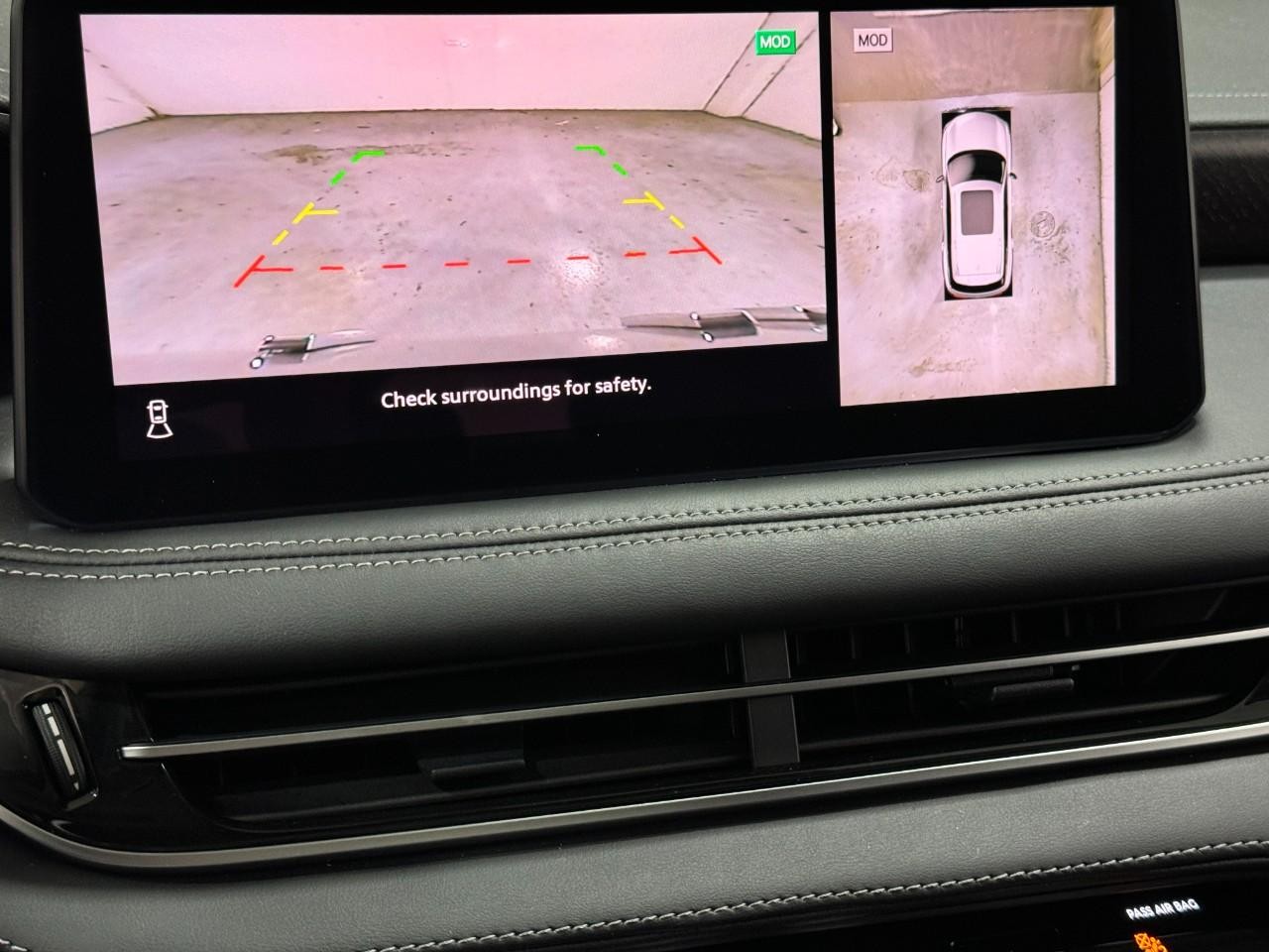 INFINITI QX60 Vehicle Full-screen Gallery Image 34