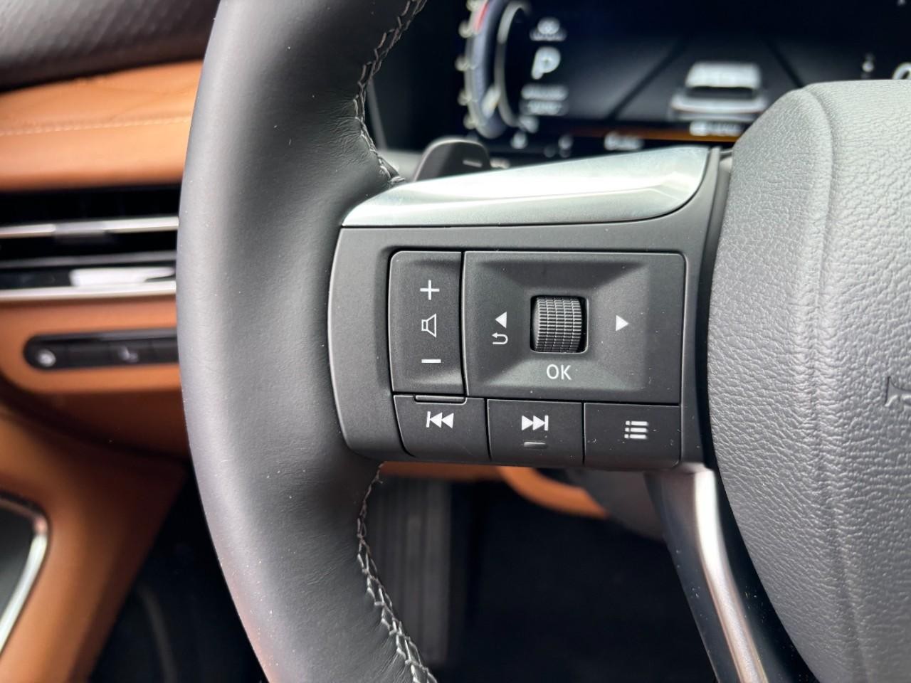 INFINITI QX60 Vehicle Full-screen Gallery Image 22