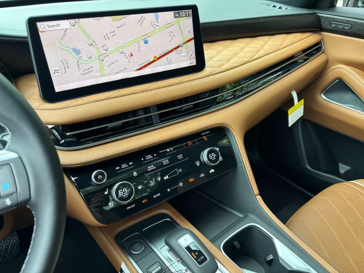 INFINITI QX60 Vehicle Full-screen Gallery Image 33