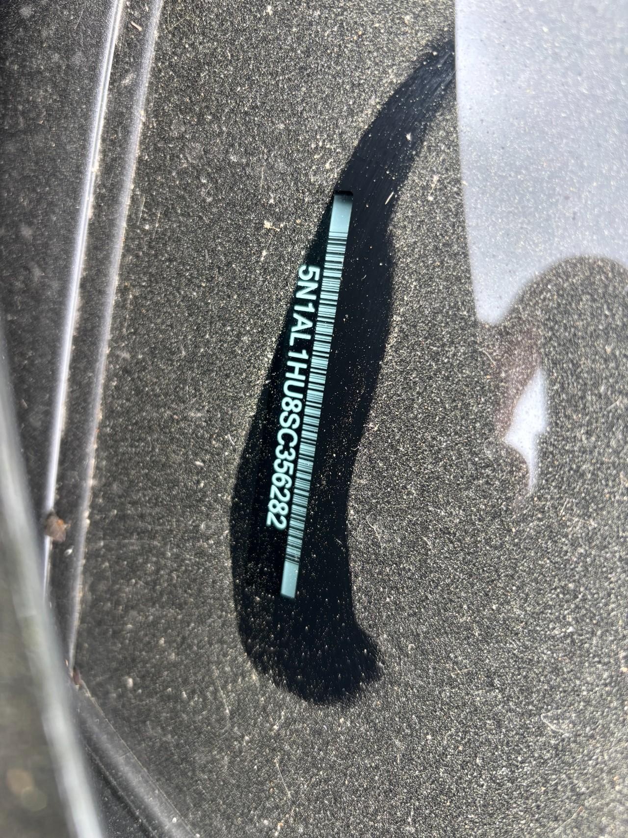 INFINITI QX60 Vehicle Full-screen Gallery Image 43