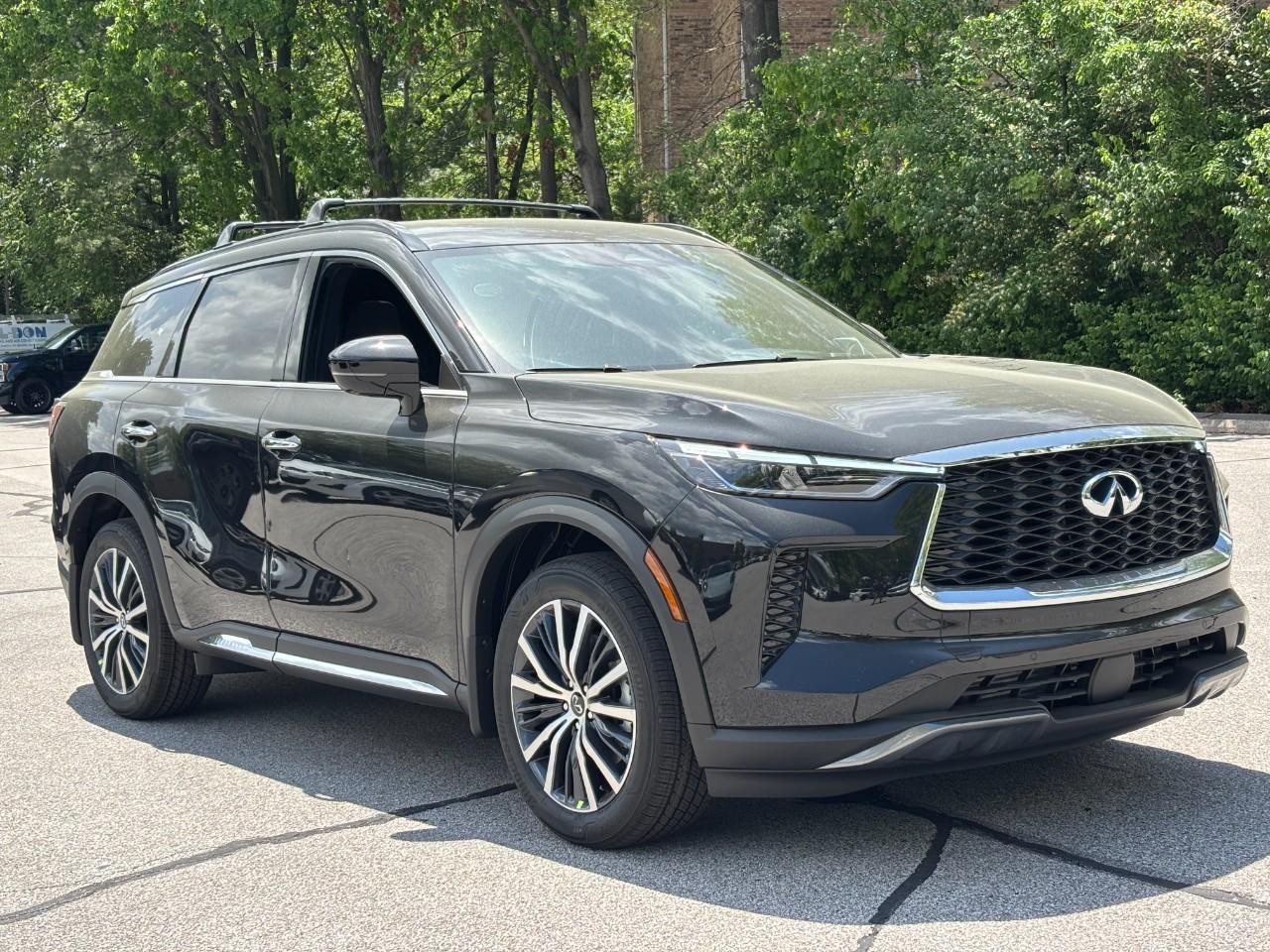 INFINITI QX60 Vehicle Full-screen Gallery Image 6