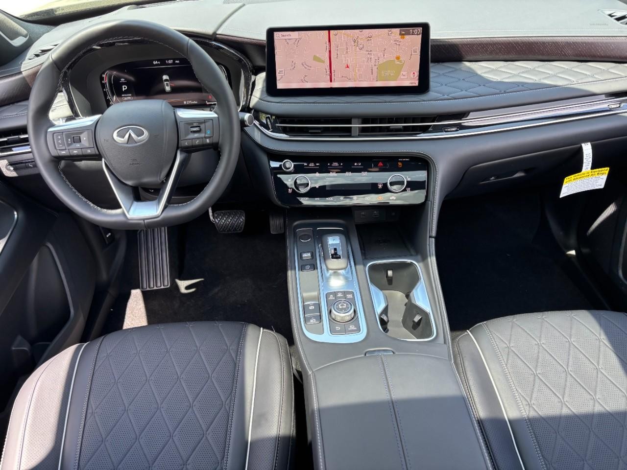 INFINITI QX60 Vehicle Full-screen Gallery Image 15